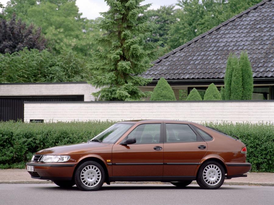  Saab 900 1993 года  (фото 5 из 22)